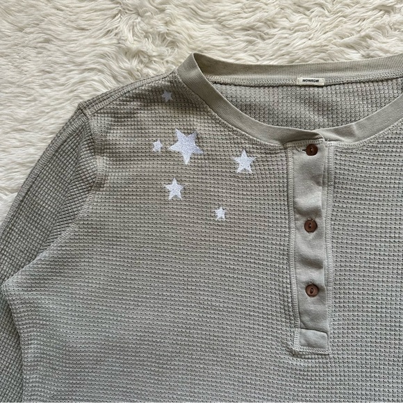 Monrow Top Oversized Crop Henley Thermal Shirt Star Embroidered Long Sleeve S - Picture 5 of 10